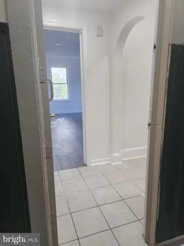 $1,700 | 238 North Warren Street, Unit 2, Trenton, NJ 08618