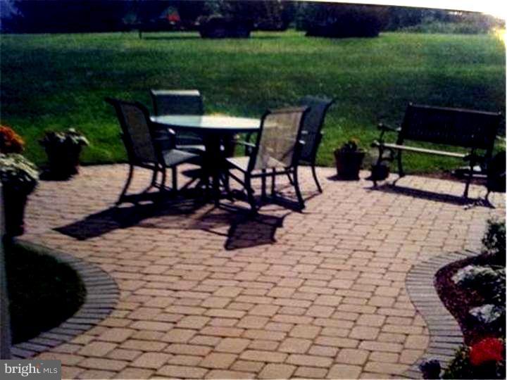 424 Reitnour Road Spring City, PA 19475 - Photo 20 of 24 Patio