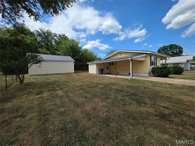 $170,000 | 813 Bryan Street, Houston, MO 65483