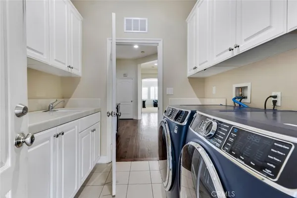$8,750 | 12826 Vía Donatello, Porter Ranch, CA 91326