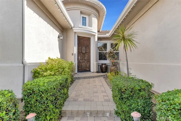 $8,750 | 12826 Vía Donatello, Porter Ranch, CA 91326