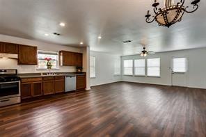 3008 Timber Ridge Lane Mesquite, TX 75181 - Photo 4 of 6