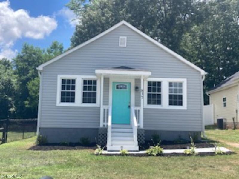 837 Howard Place High Point, NC 27262 - Photo 1 of 10 Front