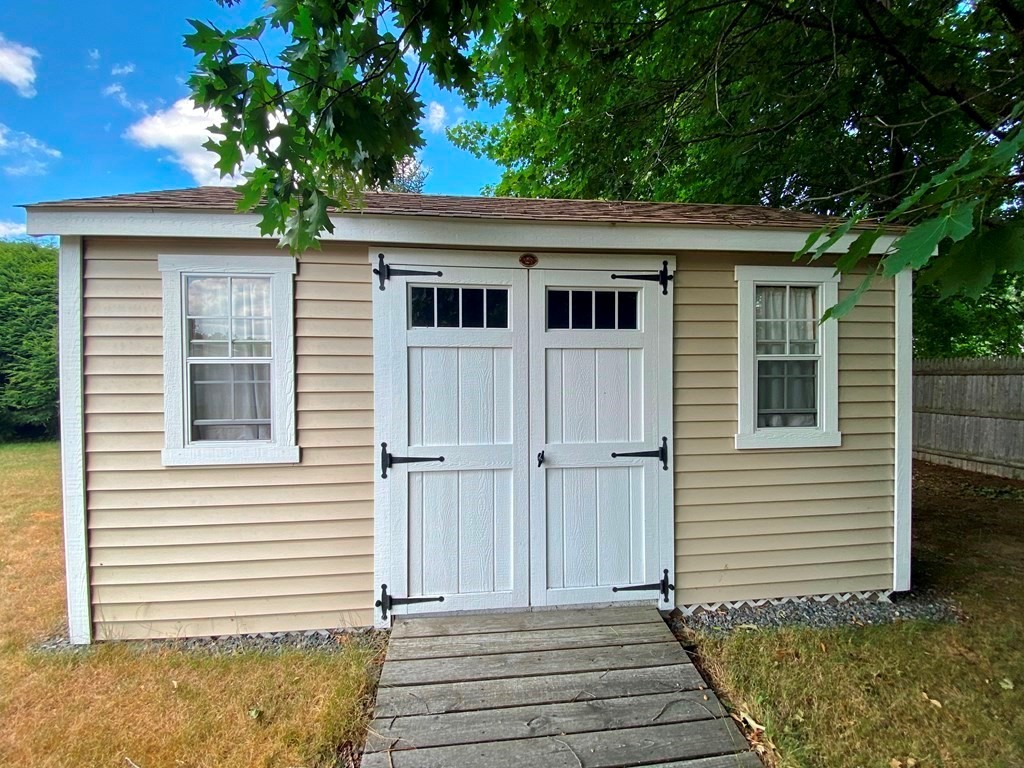 10 Waterman Road Auburn, MA 01501 - Photo 23 of 26 Gallery Image 23