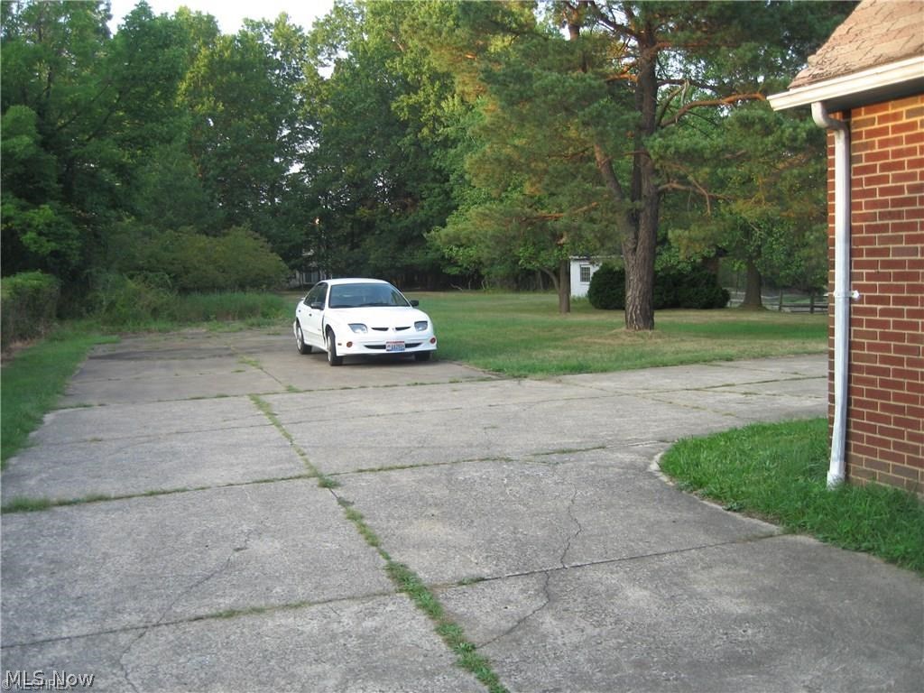 5651 Highland Road Cleveland, OH 44143 - Photo 2 of 7
