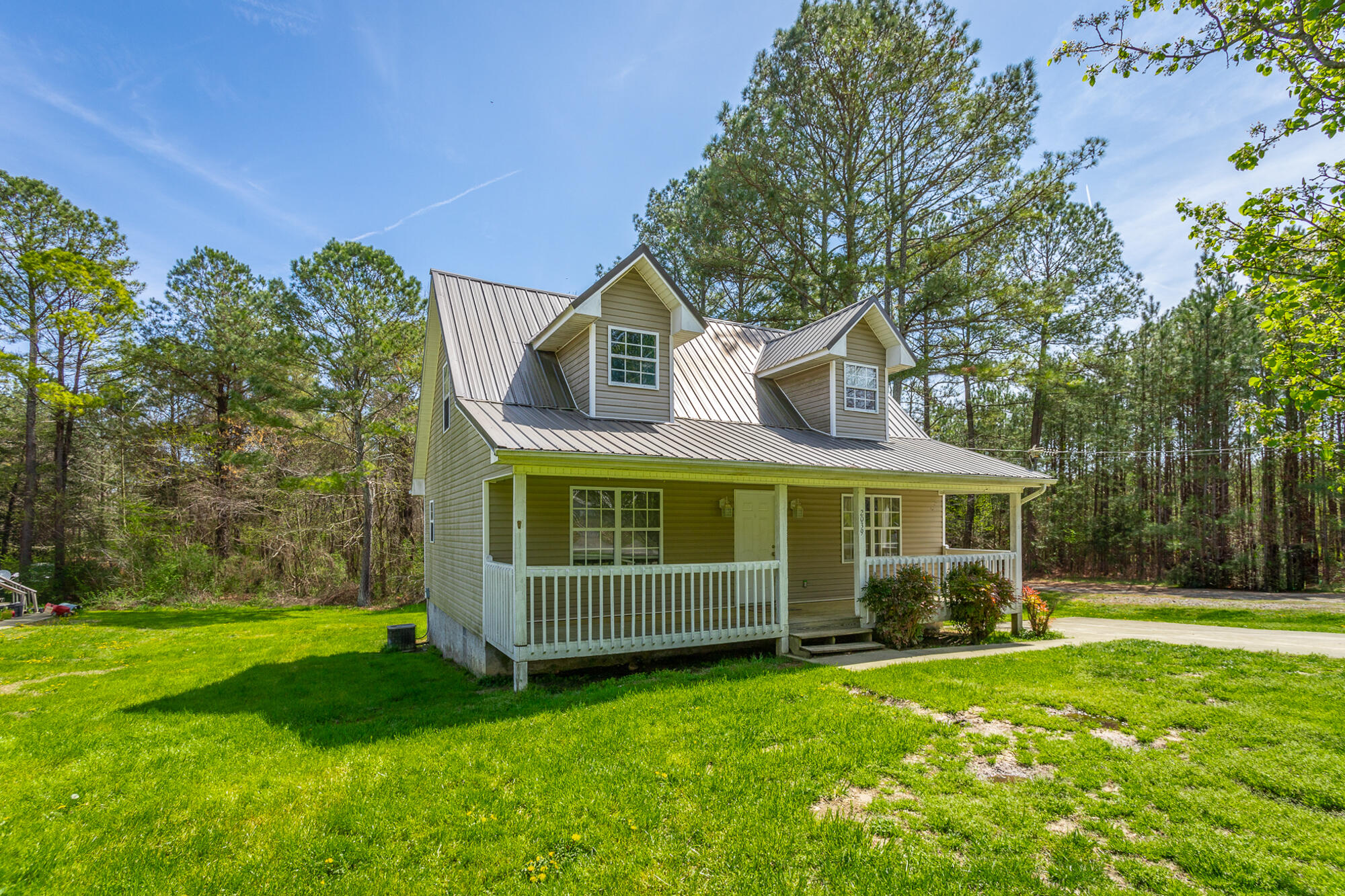 2039 Southeast Hunt Road Cleveland, TN 37323 - Photo 2 of 31 2039 SE Hunt Road HD-36