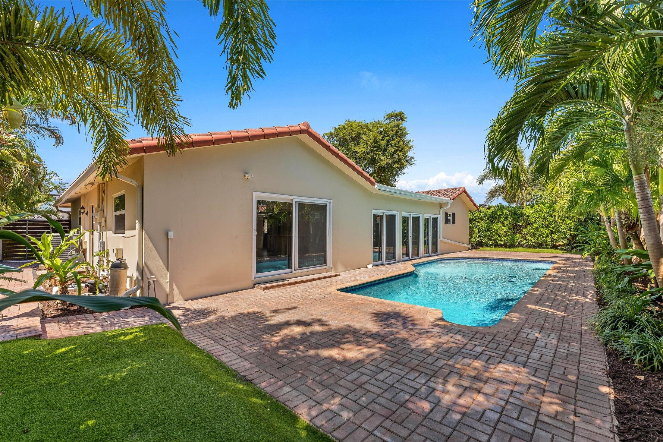 884 Northwest 6th Drive Boca Raton, FL 33486 - Photo 28 of 37 27-884 NW 6th Dr, Boca Raton-23