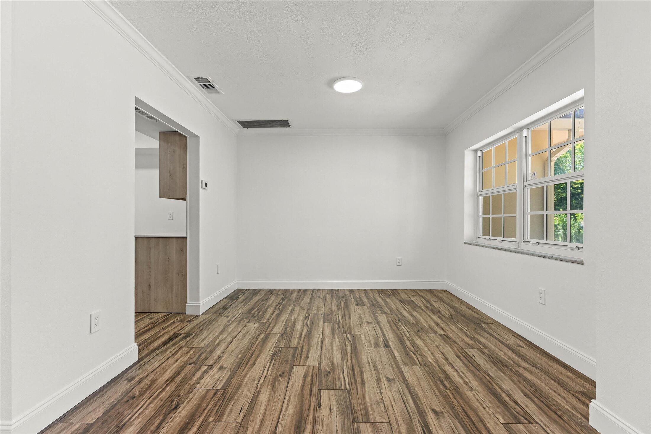 884 Northwest 6th Drive Boca Raton, FL 33486 - Photo 7 of 37 Dining Area