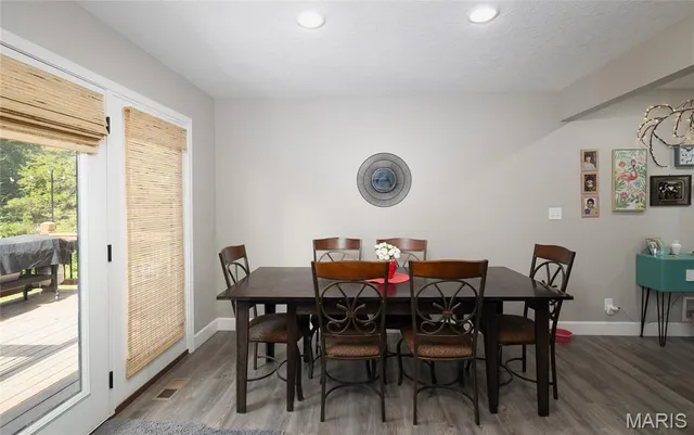 $400,000 | 1040 Daytona Drive, Lebanon, MO 65536