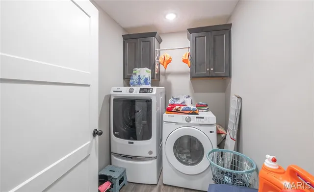 $400,000 | 1040 Daytona Drive, Lebanon, MO 65536