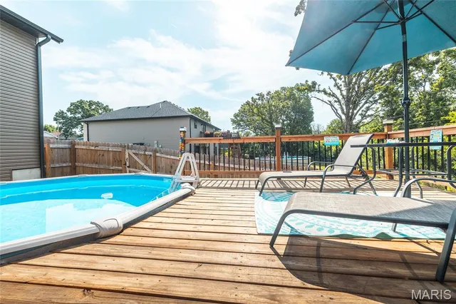 $400,000 | 1040 Daytona Drive, Lebanon, MO 65536