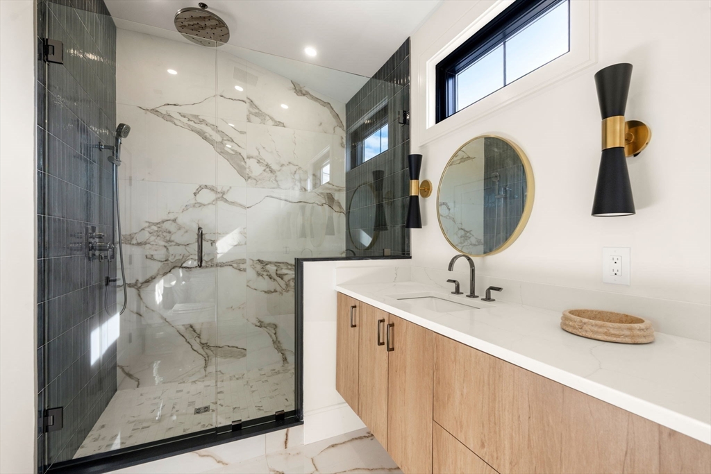 20 Clinton Street, Unit 16 Newton, MA 02458 - Photo 15 of 27