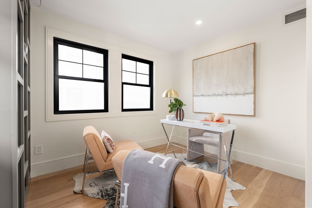 20 Clinton Street, Unit 16 Newton, MA 02458 - Photo 21 of 27