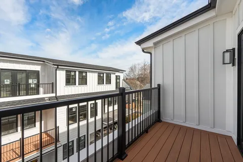 $1,699,000 | 20 Clinton Street, Unit 16, Newton, MA 02458