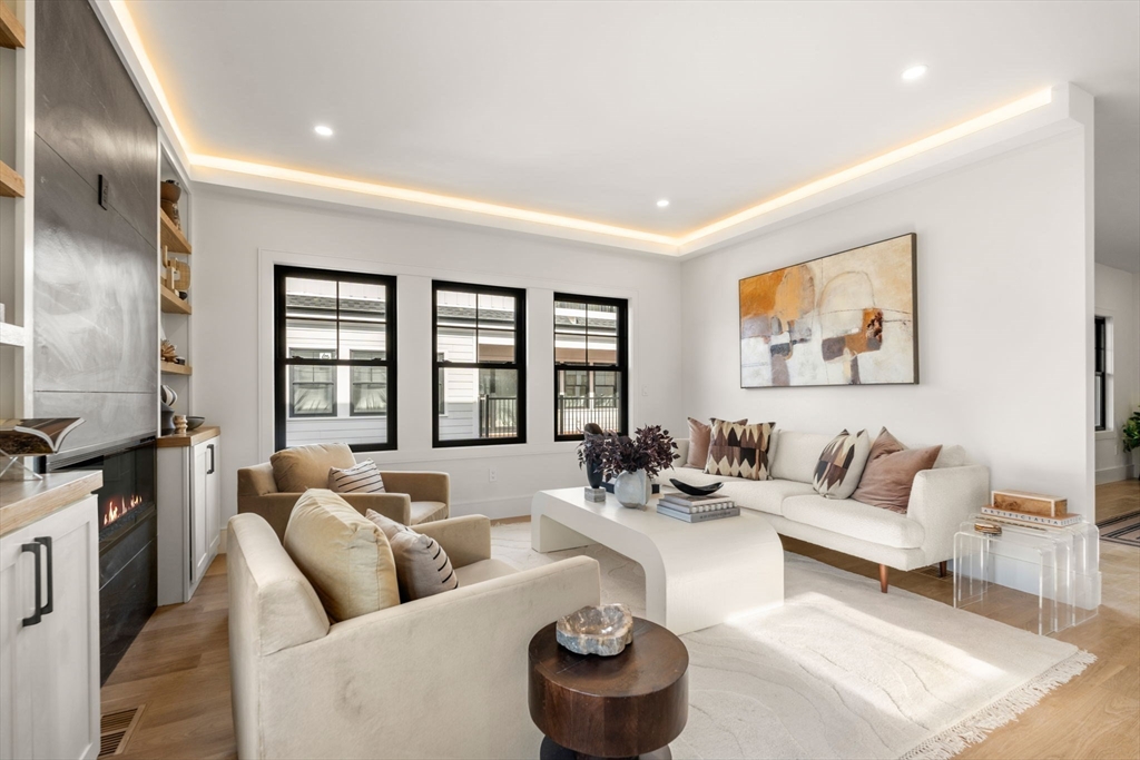 20 Clinton Street, Unit 16 Newton, MA 02458 - Photo 3 of 27