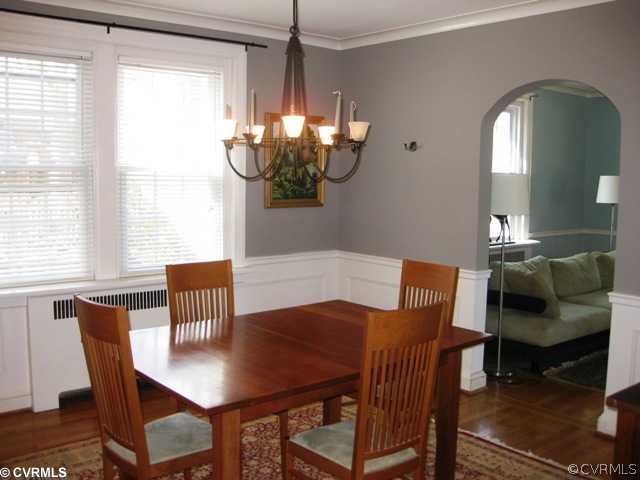Dining Room - Delightful Dining Room with Chandeli