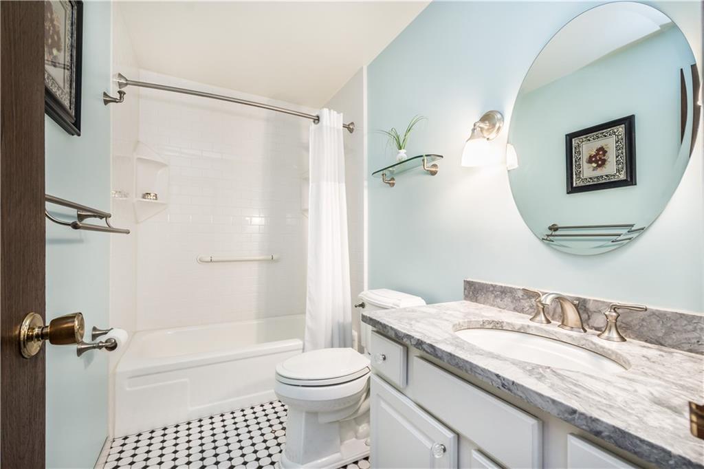 1616 Wilson Road Pittsburgh, PA 15236 - Photo 16 of 22 Gallery Image 16