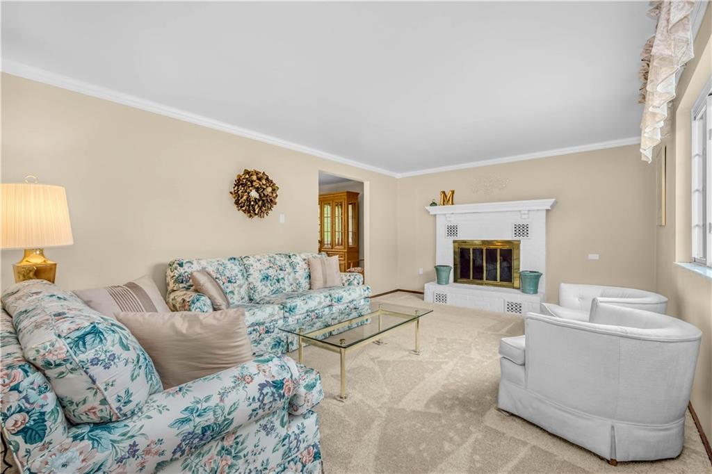 1616 Wilson Road Pittsburgh, PA 15236 - Photo 5 of 22 Gallery Image 5