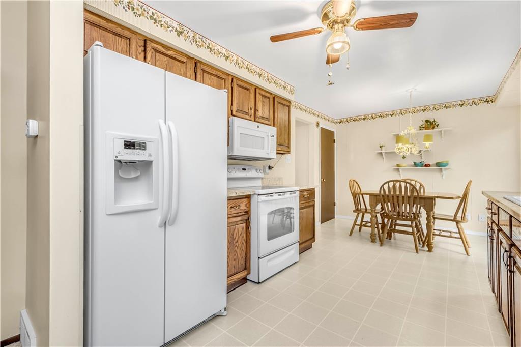 1616 Wilson Road Pittsburgh, PA 15236 - Photo 9 of 22 Gallery Image 9