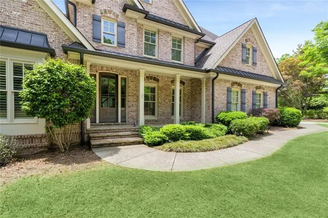 $1,400,000 | 1225 Dixon Circle, Gainesville, GA 30501