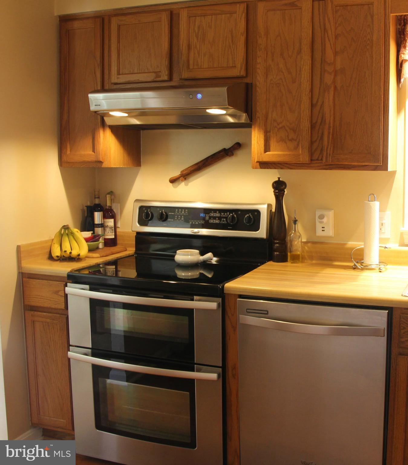 920 Crystal Rock Road Lusby, MD 20657 - Photo 11 of 27 Kitchen