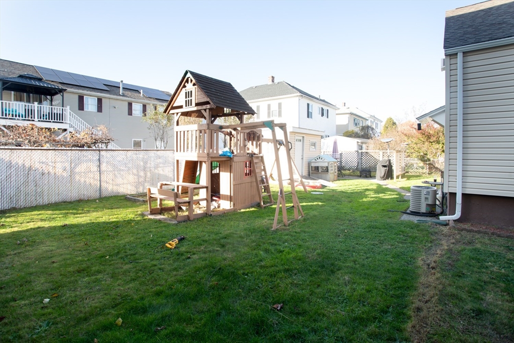 267 Montaup Street Fall River, MA 02724 - Photo 8 of 8 Gallery Image 8