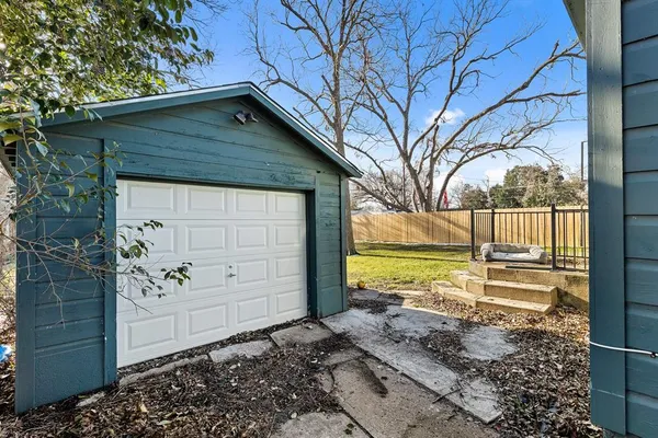$238,000 | 3700 Charlton Avenue, Waco, TX 76711