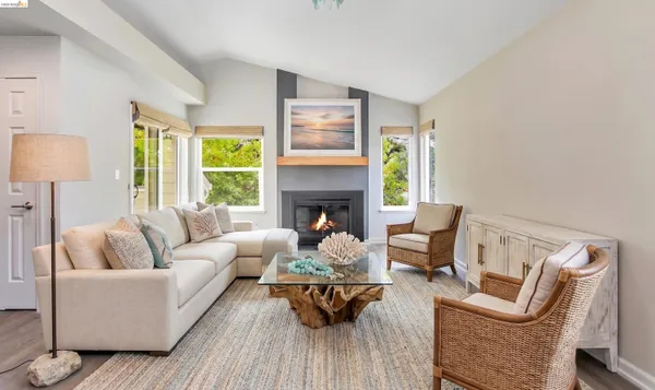 $799,000 | 230 Amesport Landing, Half Moon Bay, CA 94019