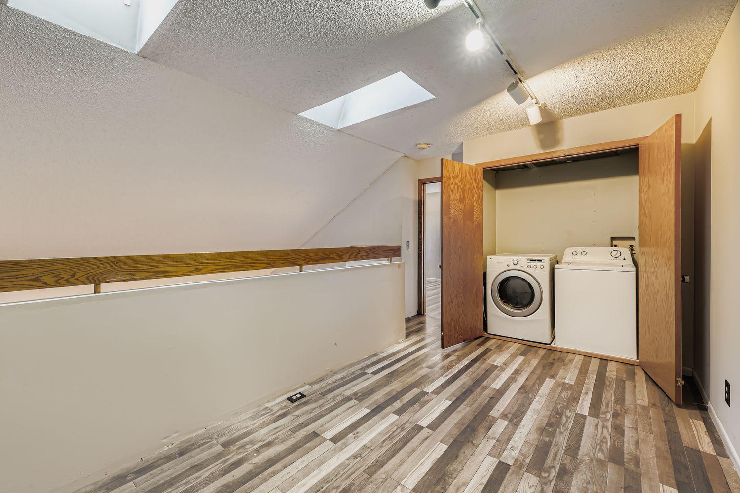 766 County Rd F West, Unit 715 Shoreview, MN 55126 - Photo 13 of 16 Gallery Image 13