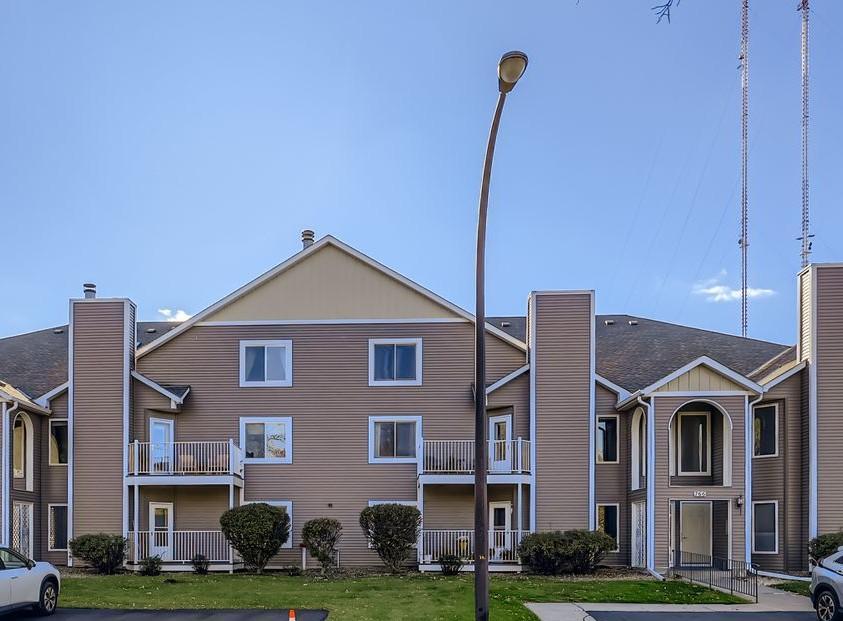 766 County Rd F West, Unit 715 Shoreview, MN 55126 - Photo 16 of 16 Gallery Image 16