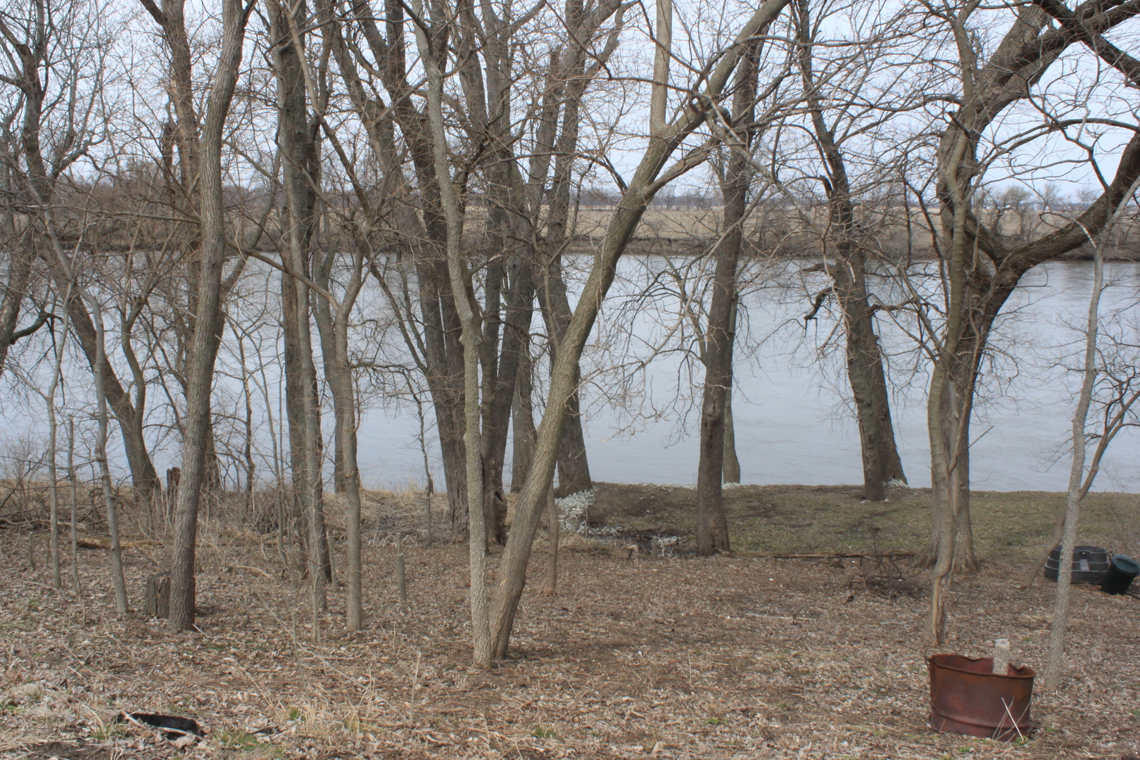 22862 Prophet Road Rock Falls, IL 61071 - Photo 20 of 24 a backyard of a house with lots of green space
