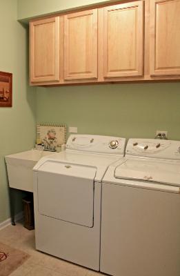 1871 Wagner Road Batavia, IL 60510 - Photo 10 of 16 a utility room with dryer and washer