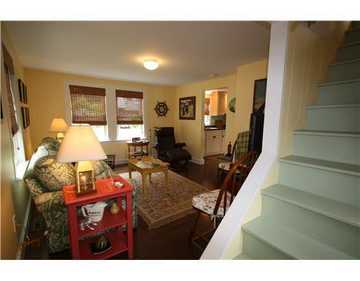 5 Dodge Road East Boothbay, ME 04544 - Photo 7 of 20 Living Room.