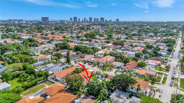 $1,020,000 | 3541 Southwest 23rd Terrace, Miami, FL 33145
