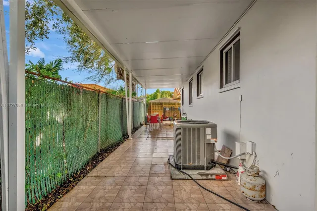 $1,020,000 | 3541 Southwest 23rd Terrace, Miami, FL 33145