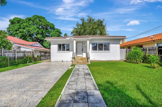 $1,020,000 | 3541 Southwest 23rd Terrace, Miami, FL 33145
