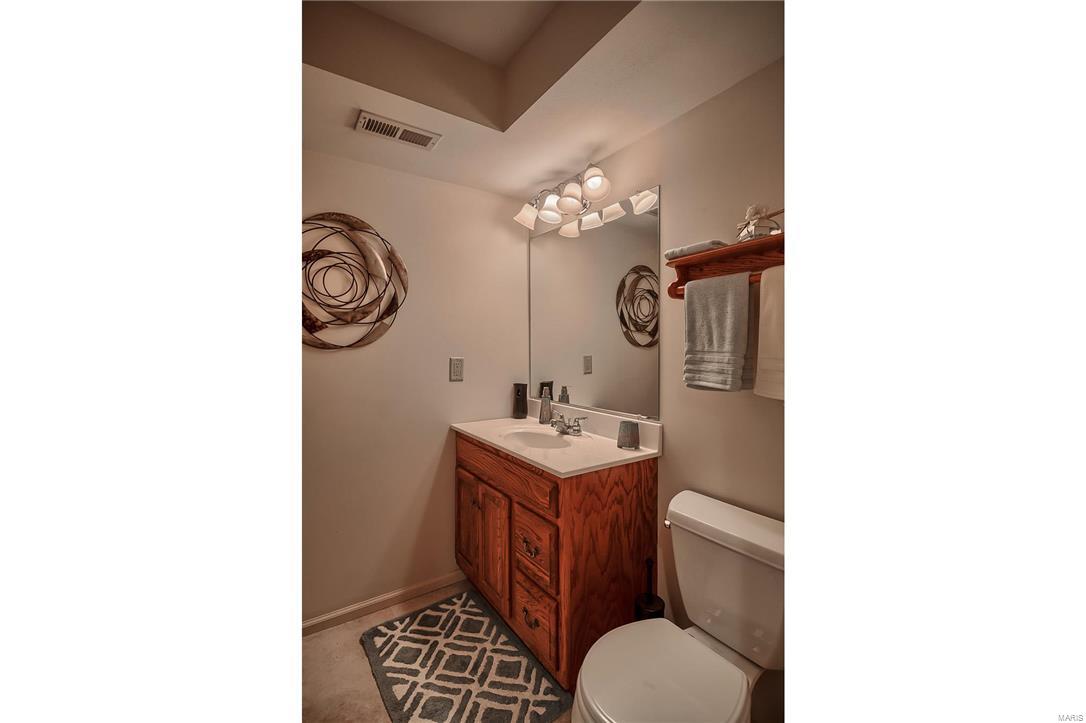 1831 Strawberry Ridge Drive Ballwin, MO 63021 - Photo 24 of 31 Gallery Image 24