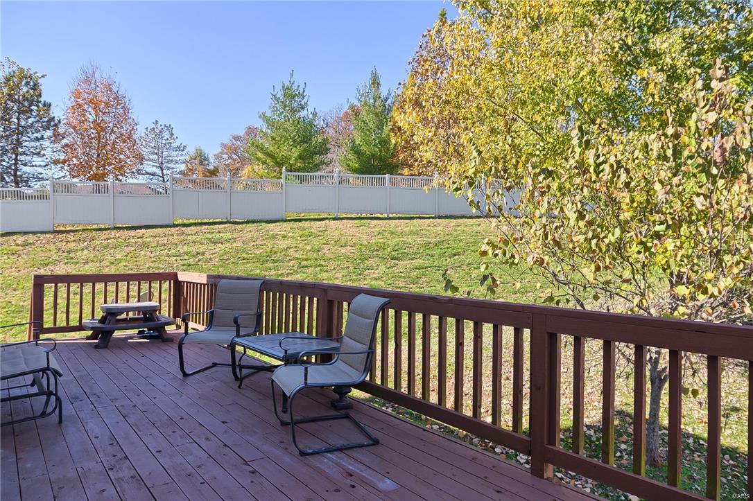 1831 Strawberry Ridge Drive Ballwin, MO 63021 - Photo 27 of 31 Gallery Image 27