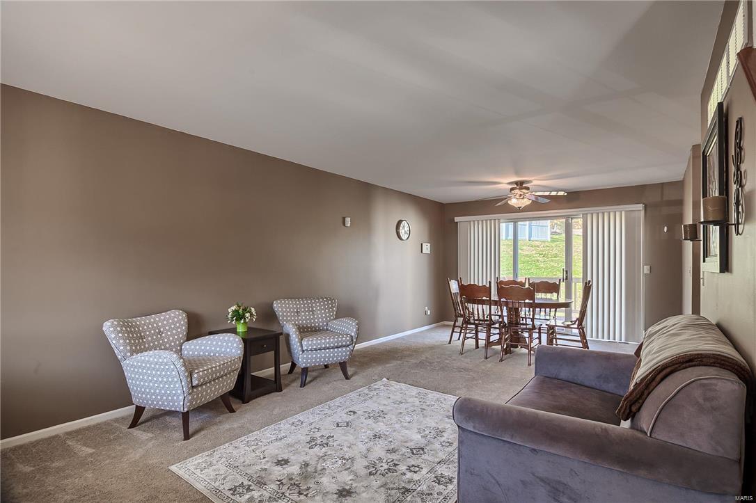 1831 Strawberry Ridge Drive Ballwin, MO 63021 - Photo 6 of 31 Gallery Image 6