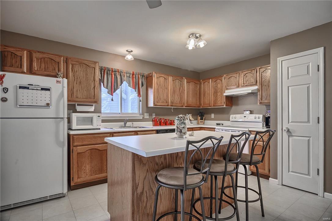 1831 Strawberry Ridge Drive Ballwin, MO 63021 - Photo 10 of 31 Gallery Image 10