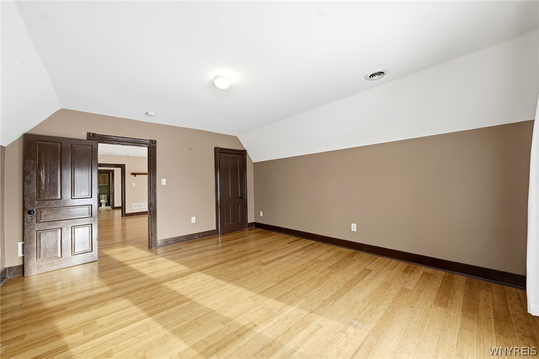 78 15th Street Buffalo, NY 14213 - Photo 11 of 25