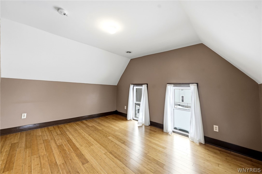 78 15th Street Buffalo, NY 14213 - Photo 22 of 25