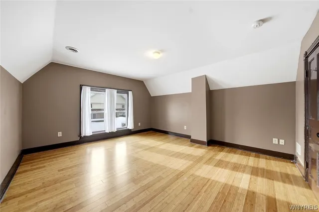 $1,400 | 78 15th Street, Buffalo, NY 14213