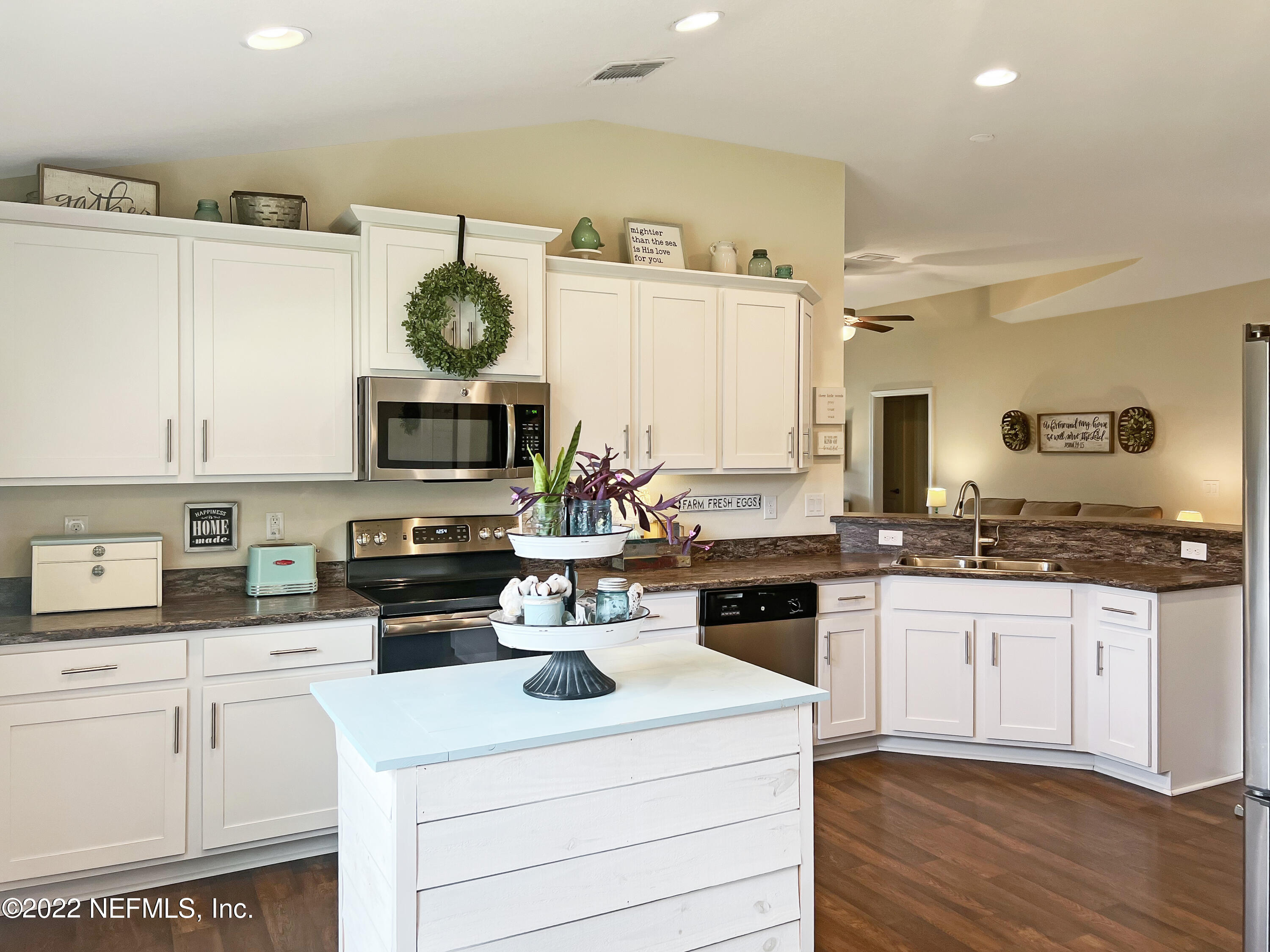 78109 Saddle Rock Road Yulee, FL 32097 - Photo 9 of 24 75996265-1A67-4933-9168-8117F5C3351A