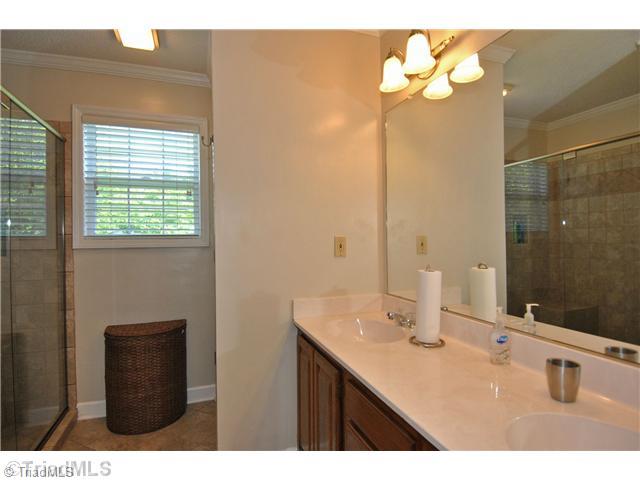 509 Adams Gate Road Winston-Salem, NC 27107 - Photo 9 of 16 Master Bath/Spa.