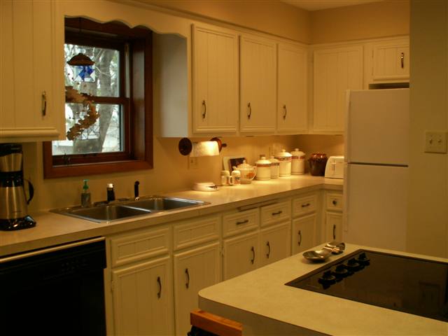 1190 East Lincoln Road Eldridge, IA 52748 - Photo 3 of 9 Gallery Image 3