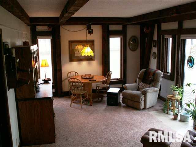 1190 East Lincoln Road Eldridge, IA 52748 - Photo 6 of 9 Gallery Image 6