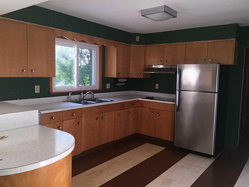114 Klein Road New Brighton, PA 15066 - Photo 3 of 21 Cafeteria/Kitchen.