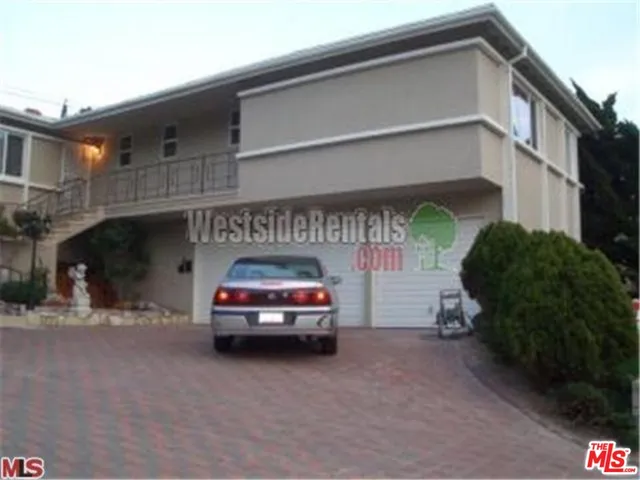 $6,000 | 8310 Pershing Drive, Playa del Rey, CA 90293