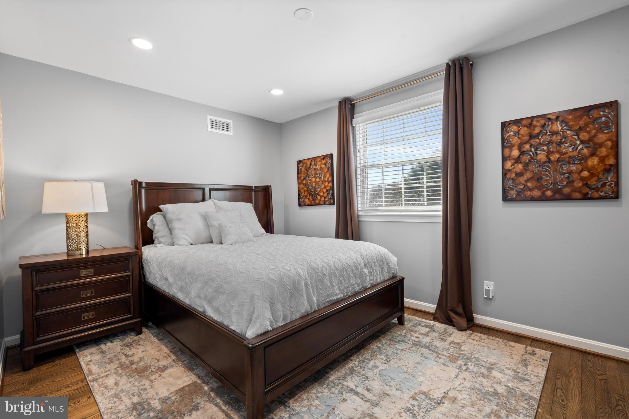 10212 Browns Mill Road Vienna, VA 22182 - Photo 25 of 70 Gallery Image 25